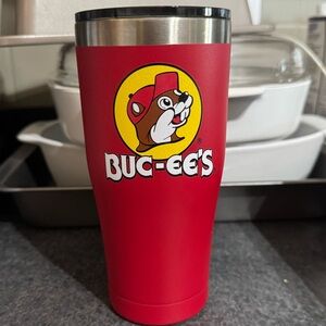 20 oz. Buc-ee’s travel mug